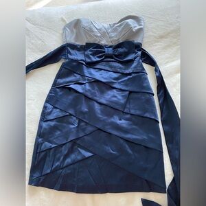 Elegant Navy and Gray Strapless Dress with Bow